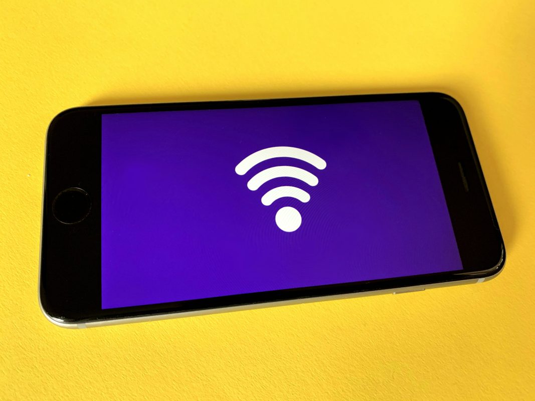 Perbedaan WiFi Direct dan WiFi Biasa